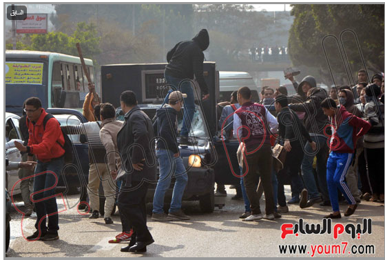 9/1/2014 Brotherhood students of Ain Shams University tried to release prisoners from a police vehicle